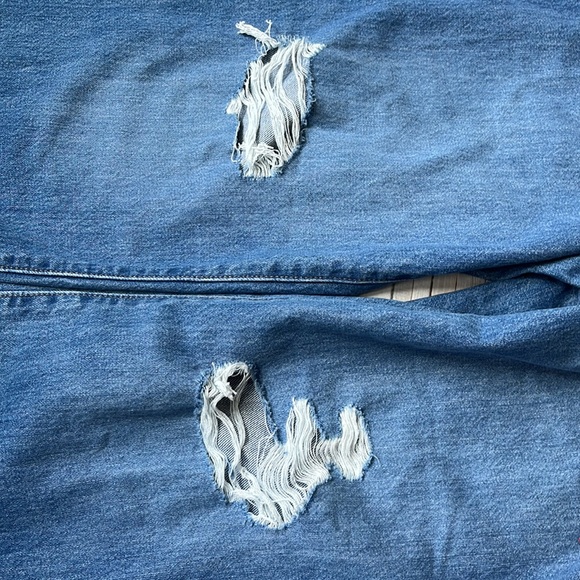 Levi’s high waisted straight jeans size 31 length 31. Excellent condition. - Picture 5 of 7